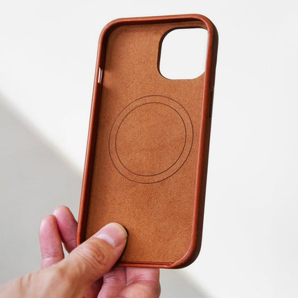 Apple iPhone Air Burned Cognac MagSafe Hoesje MagSafe Hoesje - Apple - Casebump