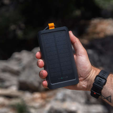 Xtorm 20W Go2 Evolution FastCharge Powerbank 10.000 mAh - With Flashlight - Charcoal Black - XG2ES101