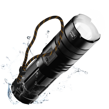 Xtorm 20W Fast Charge Flashlight Powerbank 10.500 mAh - Flashlight Powerbank - XRF101